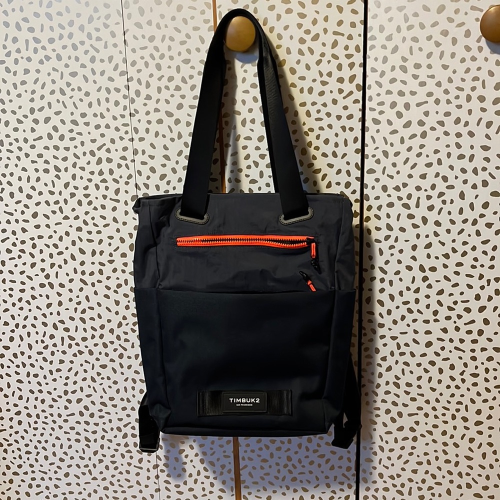 SCHOLAR CONVERTIBLE TOTE BACKPACK